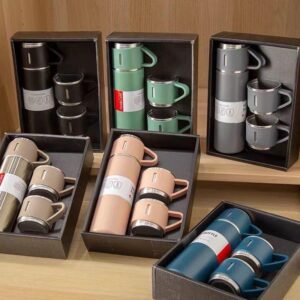 Vacuum flask with extra cups